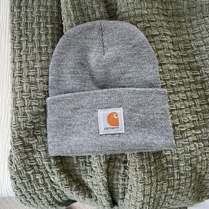 Gray Carhartt beanie